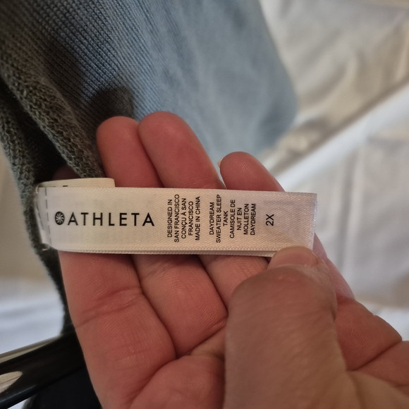 Athleta Blue Tank Top with Deep V-neckline and Relaxed Fit - Picture 2 of 3